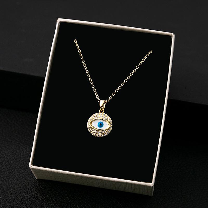 

Little Devil Moon Necklace, Stainless Steel Full Diamond Pentagram Collarbone Chain Niche Palm Necklace Female