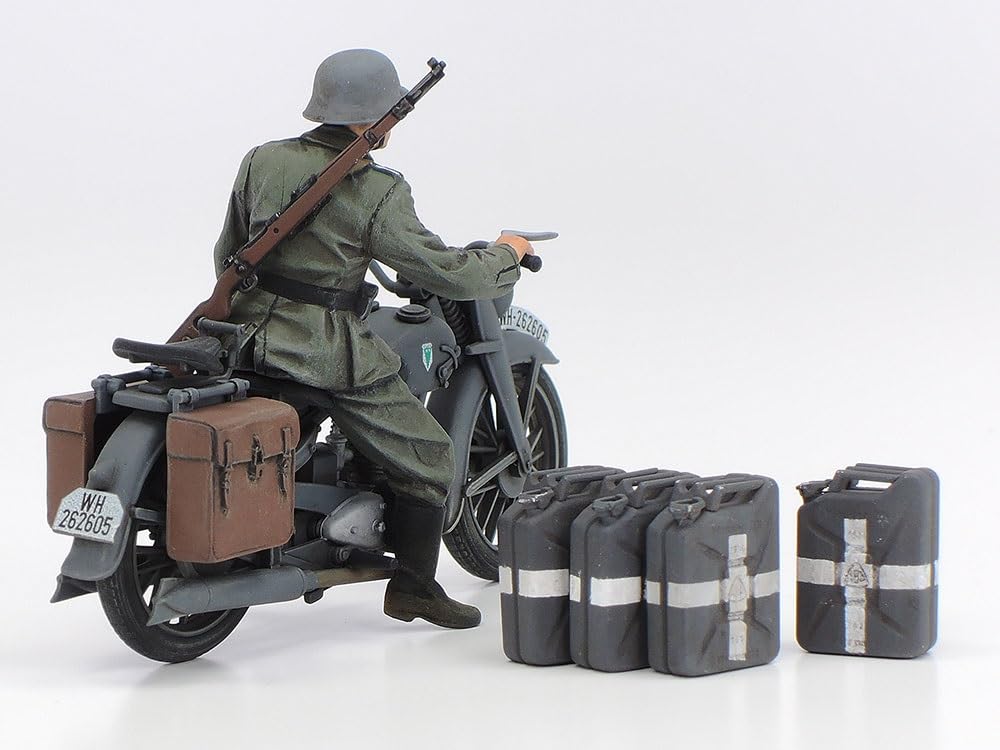 Tamiya 135 Scale Limited Product German Panzer IV G Type Early Production Vehicle Messenger Bike Set Russian Front Plastic Model 25209