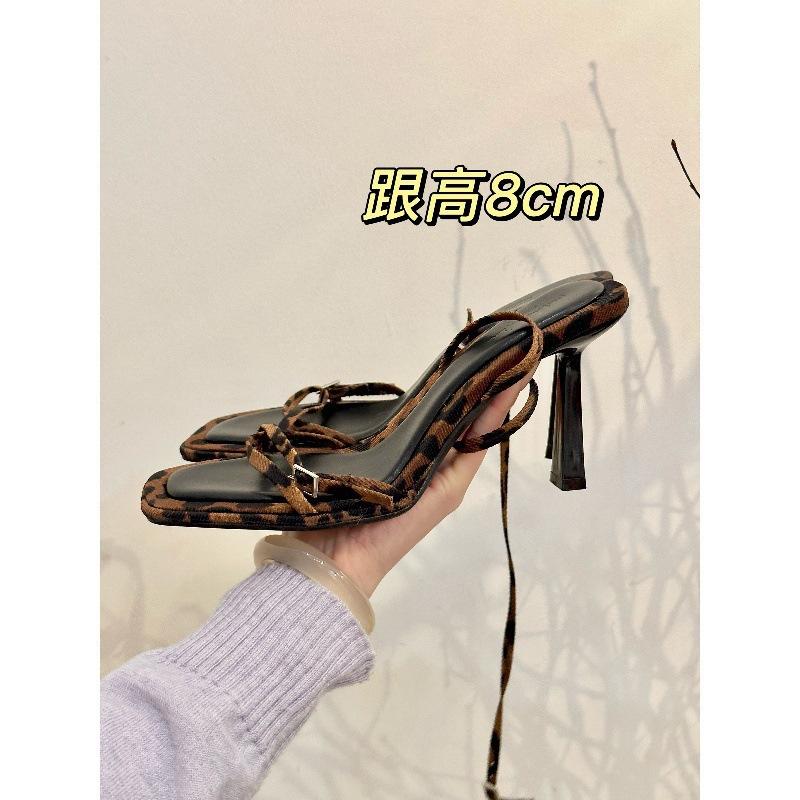 2025 spring and autumn new fashion versatile temperament satin square head word with thin heel sandals women's summer open toe high