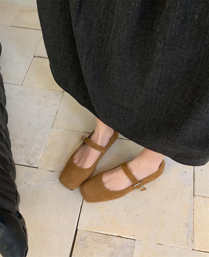 

2025 new Mary Jane matte simulation leather flat retro girl simple and comfortable commute 39 світло-коричневого кольору