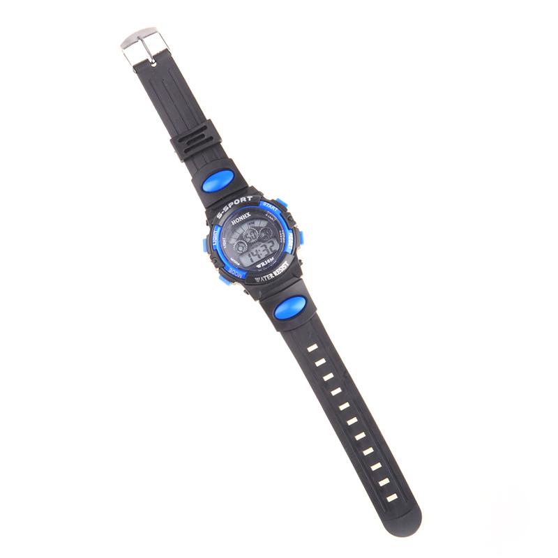 

Водонепроницаемые детские спортивные многофункциональные электронные светодиодные наручные часы с будильником и датой чёрный