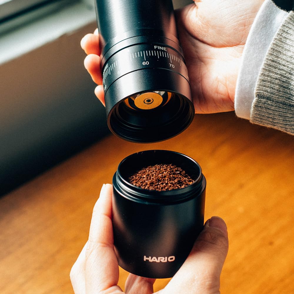 Hario Coffee Grinder PRO Coffee Beans 24g Stainless Steel Mill 90 Levels Adjustable Disassembly Bearing Black CGP-2-B