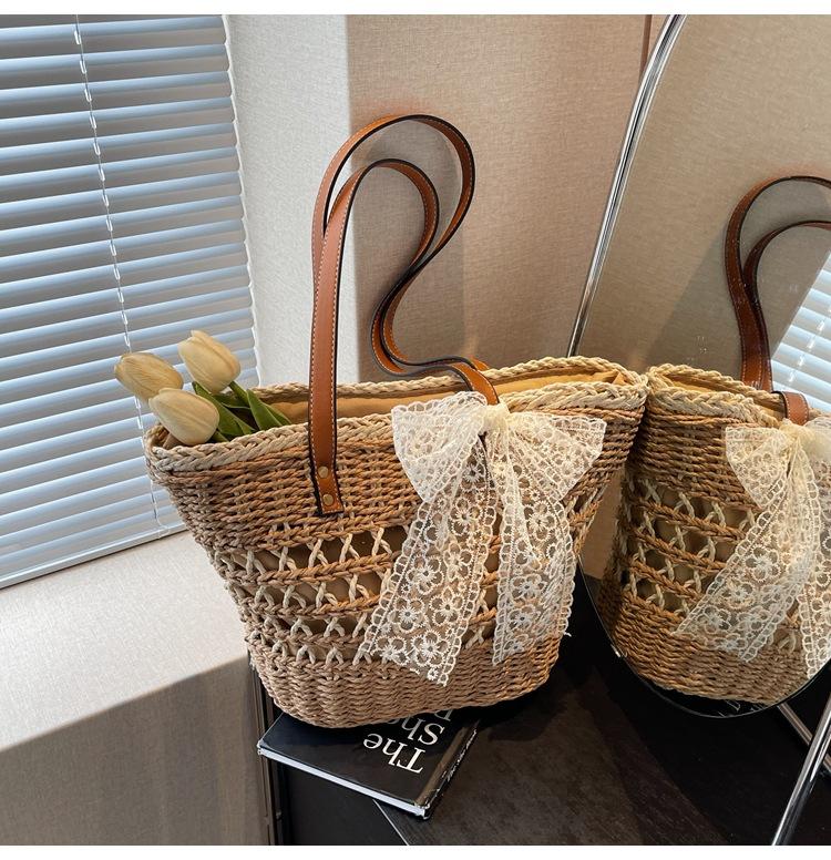 Lazy Wind Hand-held Straw Woven Bag Women's Literary Weaving Large-capacity Bag Casual Hollow Tote Bag
