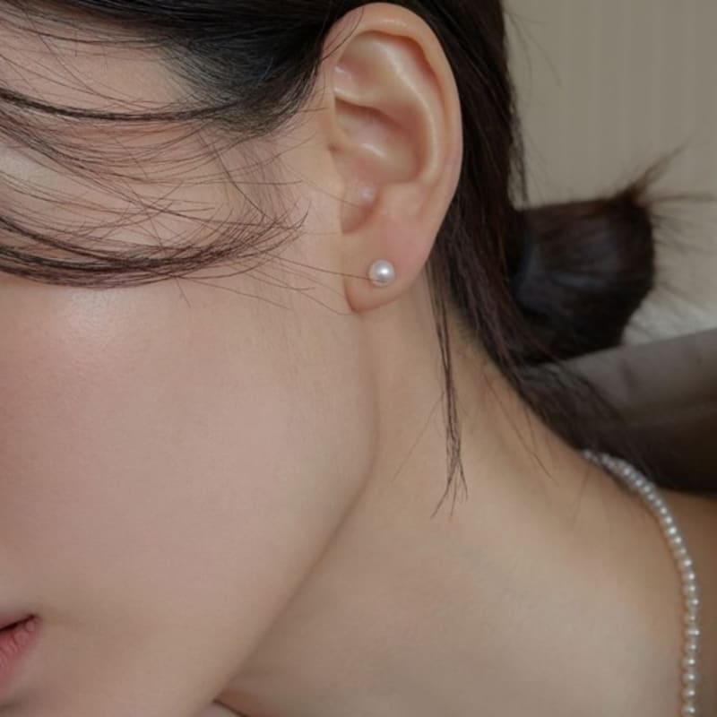 Aube de moi 14K Daily Pearl Earring (3 Size)