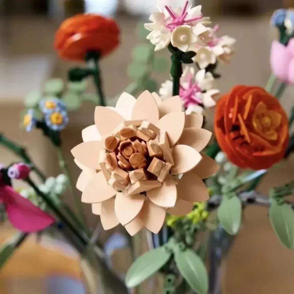 LOTOLO Mazzo Di Fiori In Mattoncini Da Costruzione - Set Bonsai Con Rosa Rossa, Cupola Antipolvere E Luci - 300 Pezzi, 13,5x13x17,5 Cm, Regalo San Valentino