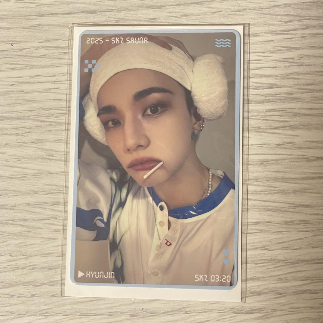 

[USED] StrayKids Hyunjin Sauna Bonus Trading Card Official