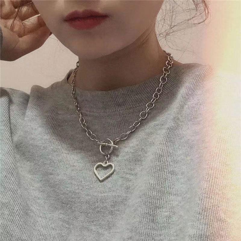 Heart Pendant OT Buckle Necklace - Versatile Women's Choker & Clavicle Chain Jewelry