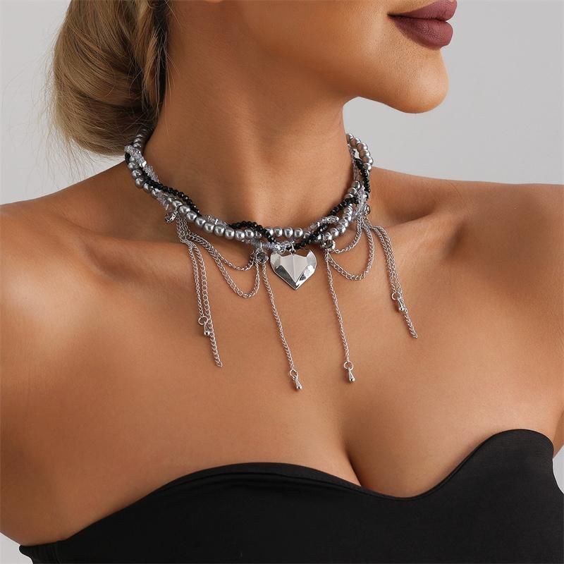 New Y2K Heart Beaded Necklace Women Boho Crystal Class Gravel Clavicle Chain Cool Y2K Choker Exquisite Fashion Jewelry