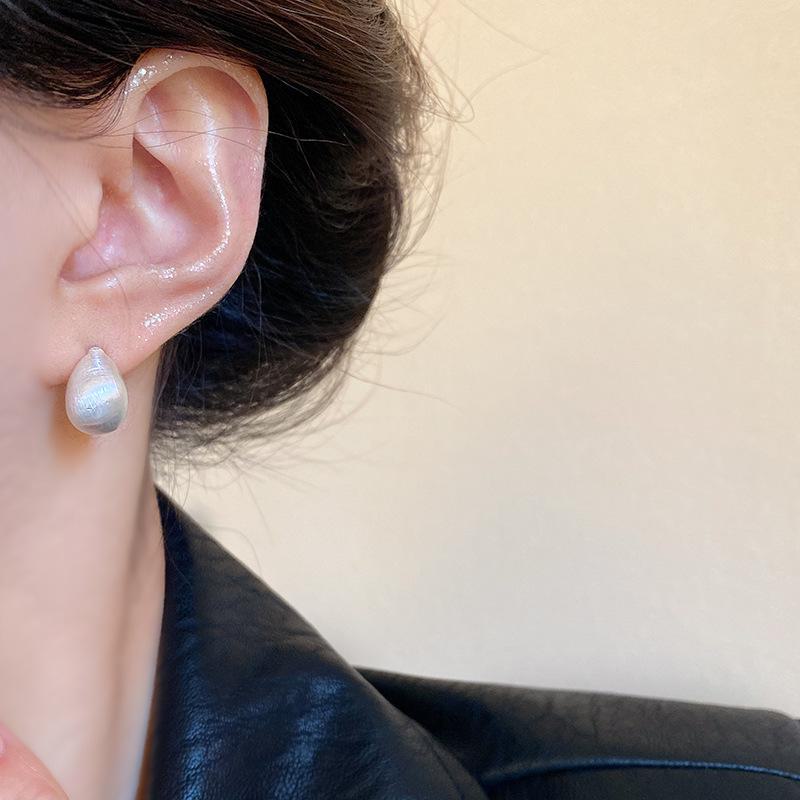 

Серьги-бобы из полированного серебра S925: Элегантные украшения в форме капли воды A1426 серебряный