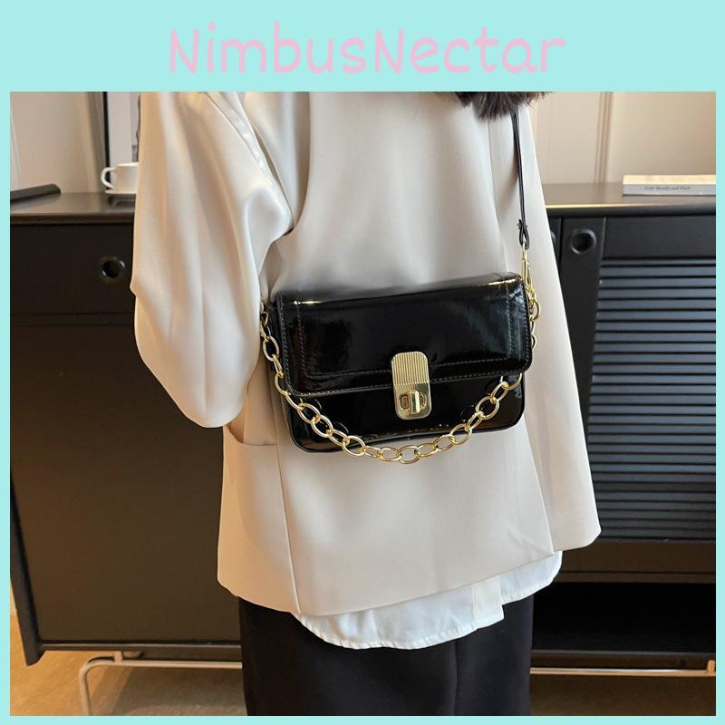 Chic Small Box Bag With Lock Closure Perfect For Street Style And Daily Use