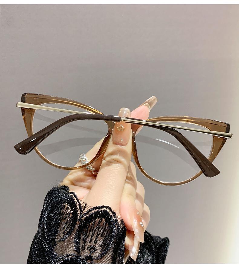 Premium Photochromic Cat Eye Blue Light Blocking Myopia Glasses with Frames and Lenses