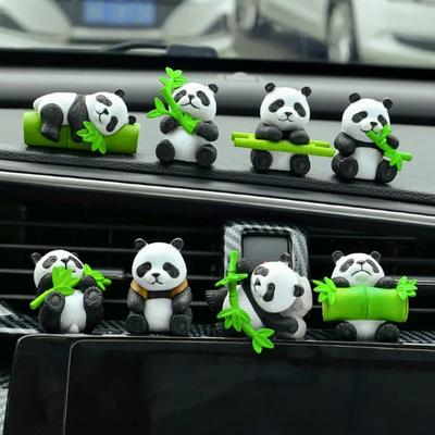 Ny Intressant Bilprydnad Söt Liten Panda Figur Bil Mittkonsol Instrumentbräda Dekoration Mikrolandskap DIY-Tillbehör