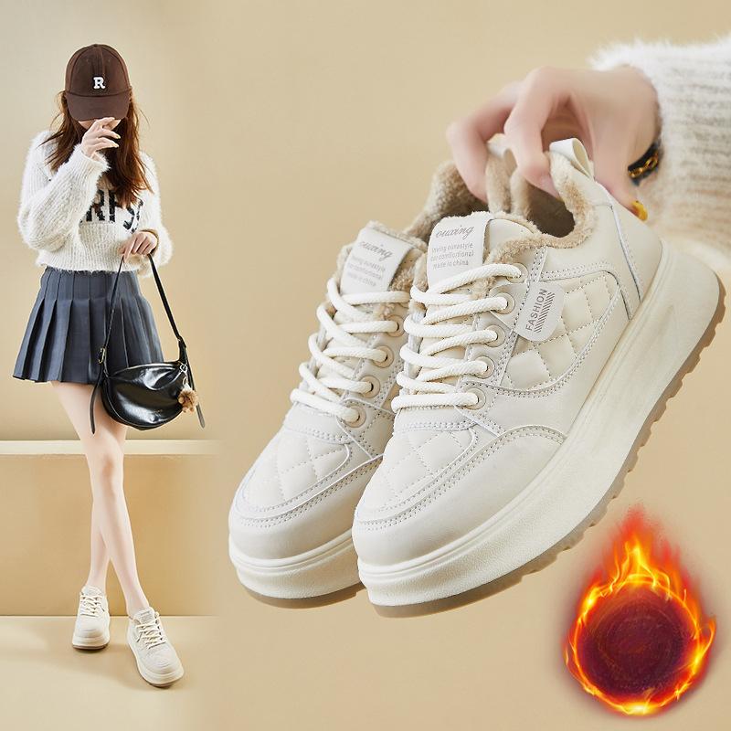 Winter Chunky Platform Sneakers for Women Warm Non-Slip Lace-Up Walking Shoes With Faux Fur Lining Women's Comfortable Fleece Lined Tennis Sneakers
