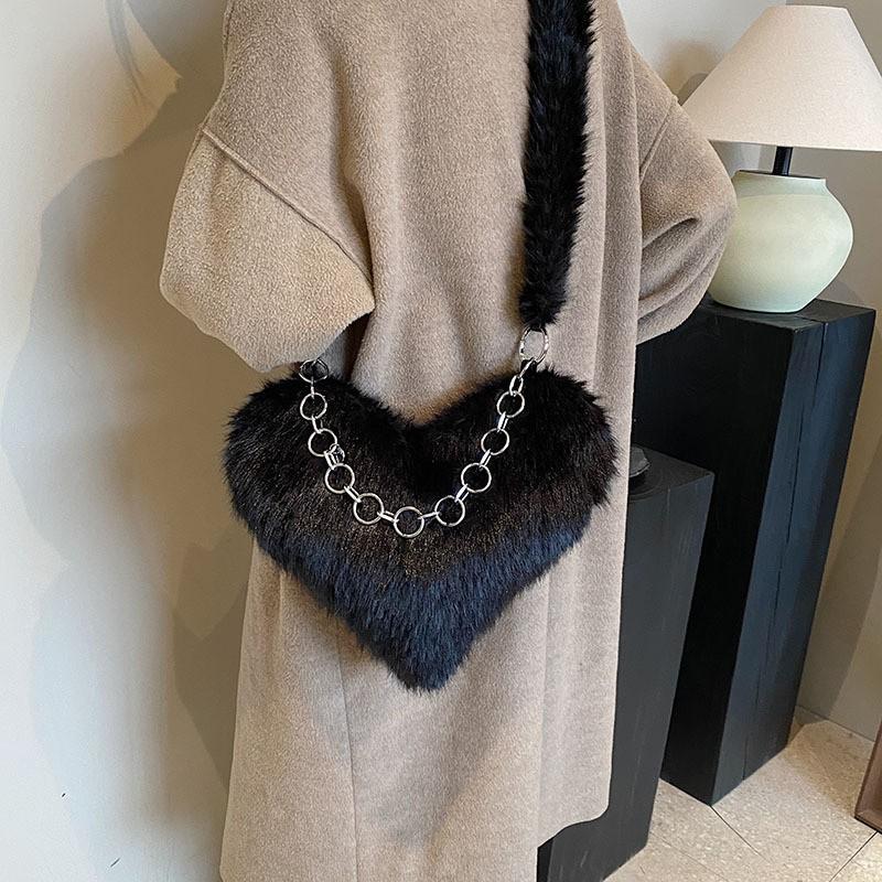 Special-shaped Love Bag Women's New Imitation Fox Fur Armpit Western-style All-matching Single-shoulder Chain