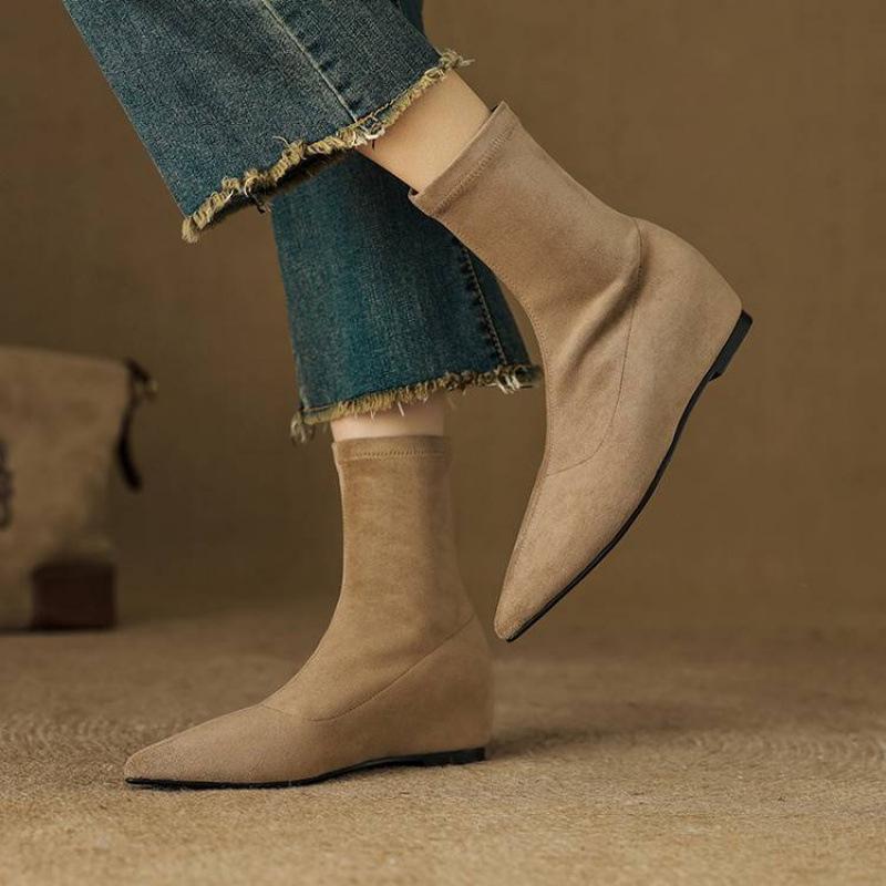 New Women's Elastic Fashion Boots Sleeve Solid Color Medium Heel Pointed Wedge Heel Large Size Women's Boots Comfortable Autumn and Winter Boots