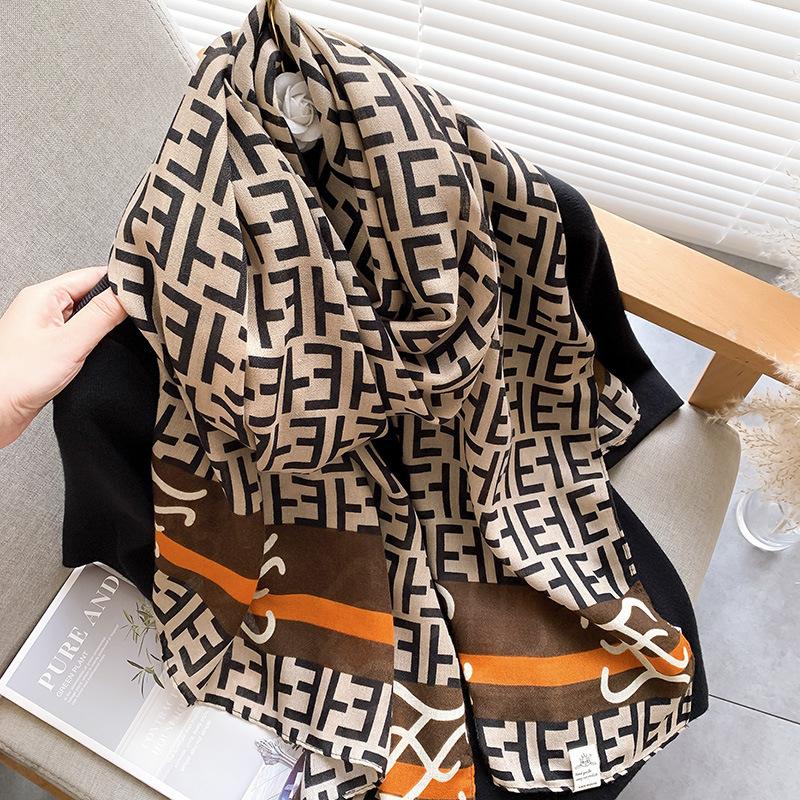 New Atmosphere Imitation Cashmere Plaid Tassel Scarf For Women In Autumn And Winter, With Thickened Velvet And Warm Neck