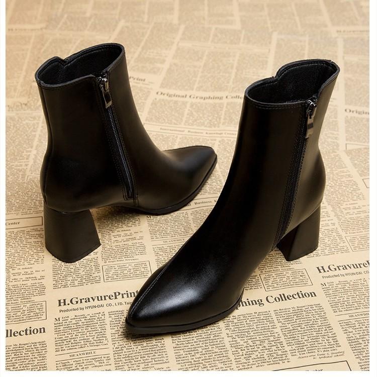 Martin Boots Women's Outer Wear 2025 Autumn and Winter New Black Pointed Short Boots High Heels Thick Heel Small Thin Boots