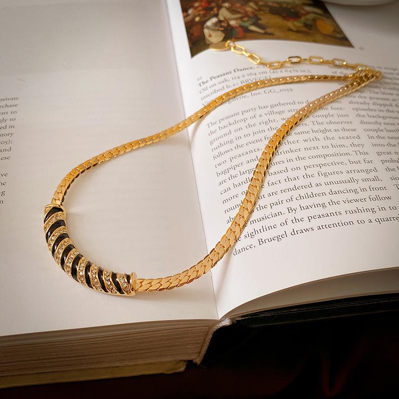 

Роскошное геометрическое колье-чокер с бриллиантами и золотым покрытием для женщин