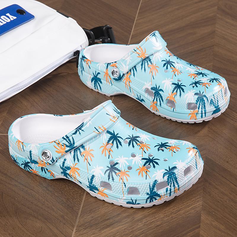 Customizable Unisex Breathable Garden Clogs - Trendy and Casual