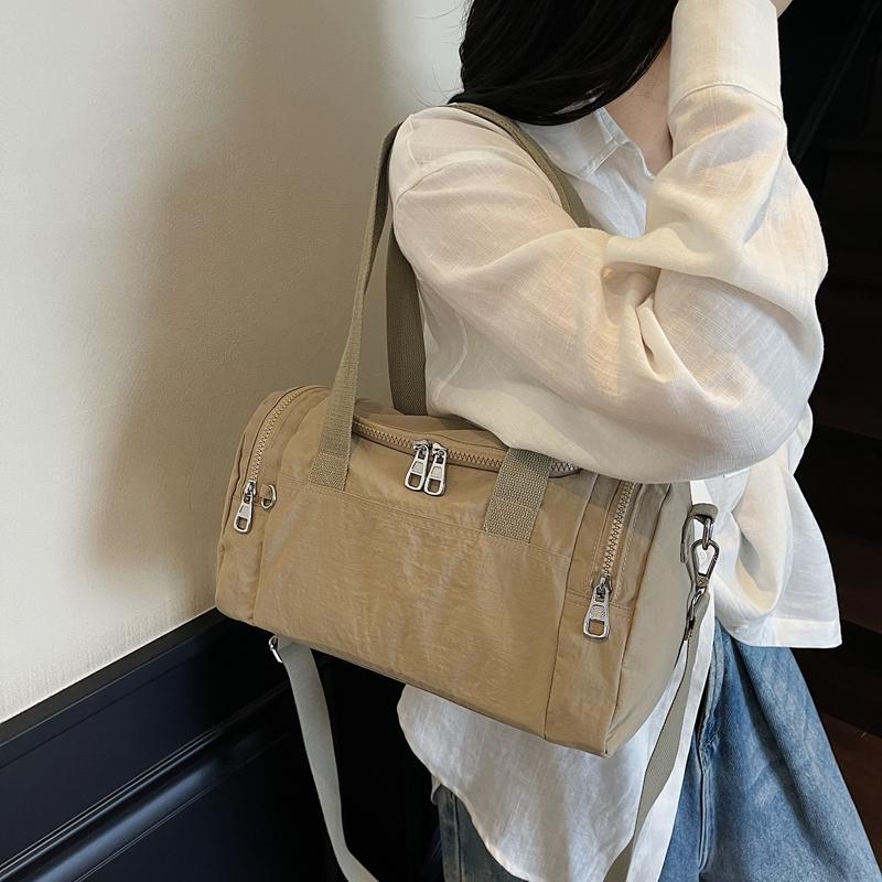 Waterproof Travel Bag Women's Shoulder Bag Solid Color Large Capacity Crossbody Bag