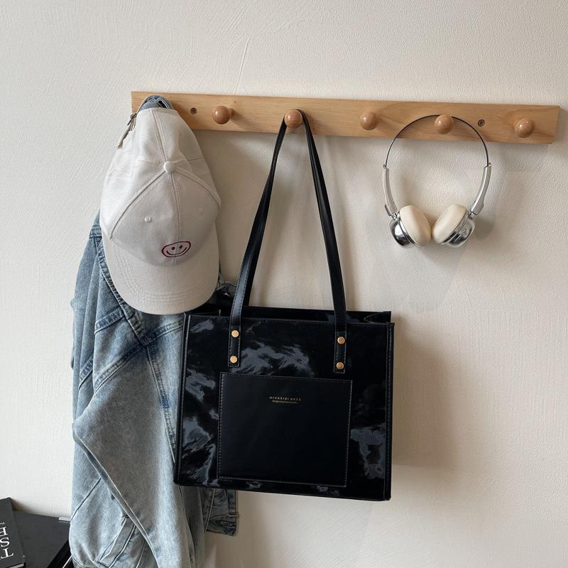 Premium Tote Bag New Commuter Bag Large Capacity Women's Bag Summer Versatile Handheld Shoulder Bag