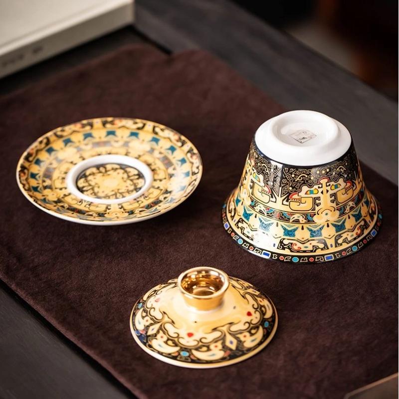 360° Hovering Lid Gaiwan – Jade Porcelain Three-Part Chinese Tea Bowl for Gongfu Brewing