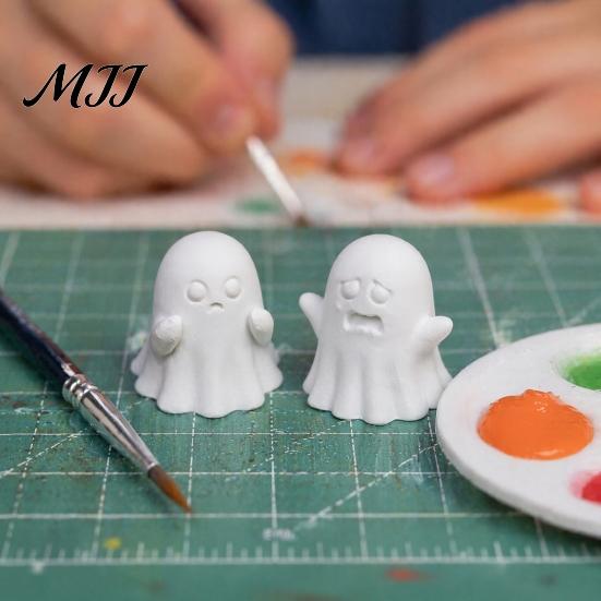 Halloween Desk Ornaments 5Pcs Ghost Decorations, Cute Miniature Figurines, 3D Printed Desktop Holiday Blind Box Toys Decor for Party Supplies,