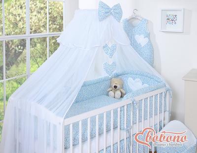 Grande moustiquaire pour le lit d'un bébé en mousseline blanche avec des cœurs et un nœud - prairie bleue