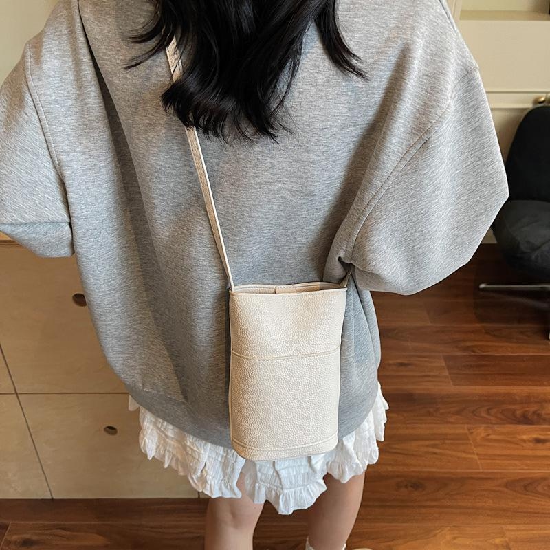 Casual Simple Small Bag Women's New Trendy Summer Fashion Commuter Messenger Bag Shoulder Small Square Bag