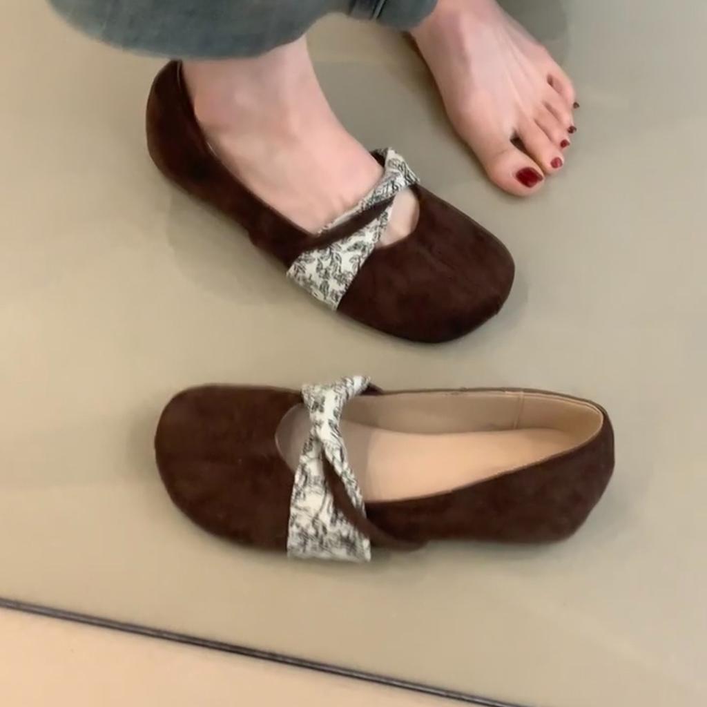 Sheepskin version~ New Chinese shallow mouth round head ballet shoes for women with one foot flat bottom inner height increase versatile retro si