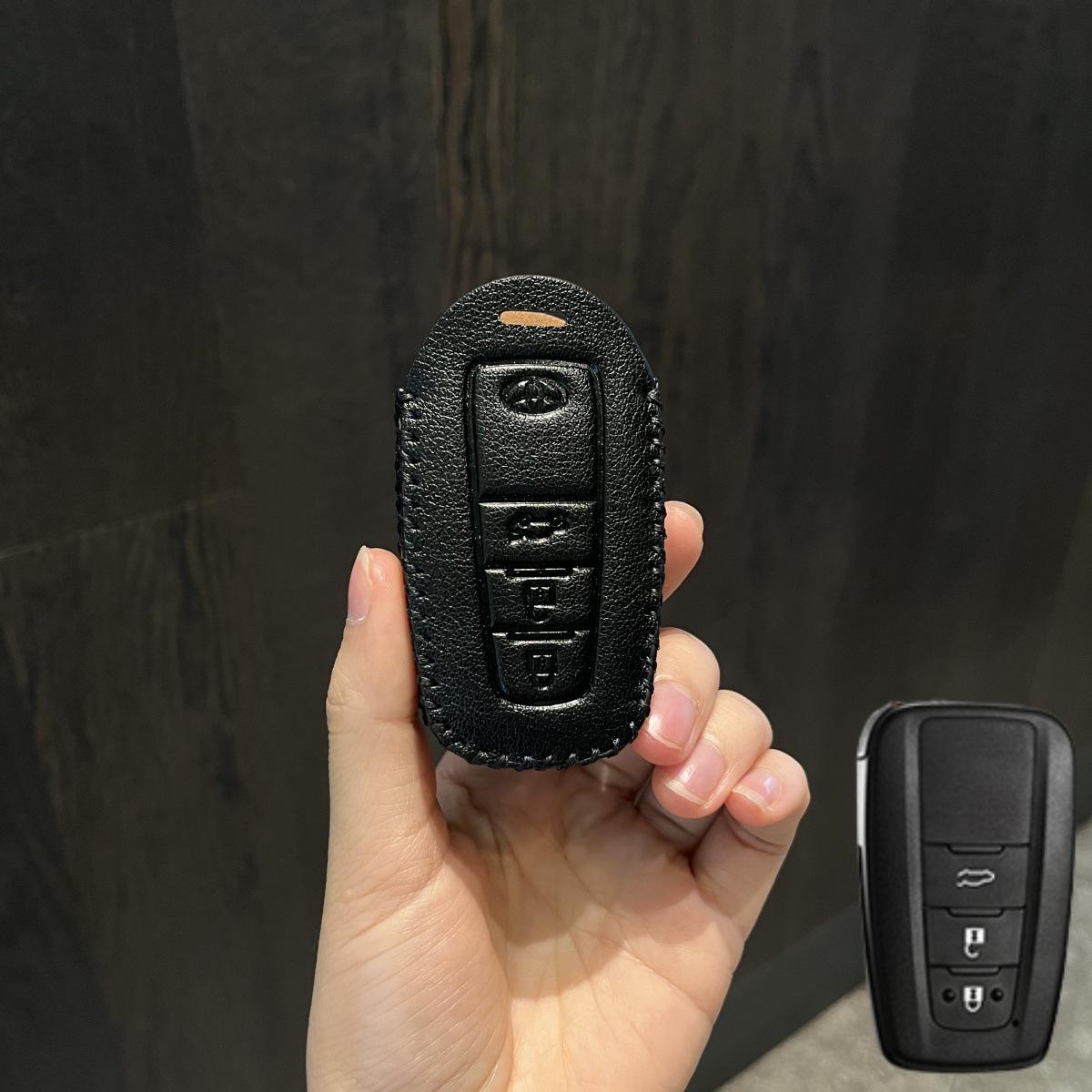 

Toyota Camry, RAV4, Venza, Highlander, Corolla, Levin Key Cover Car Buckle