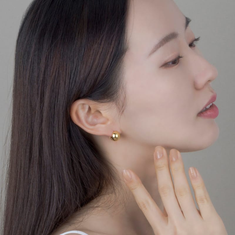 AUGUST ALICE Coco ball earring [Coco ball earrings_2 colors]