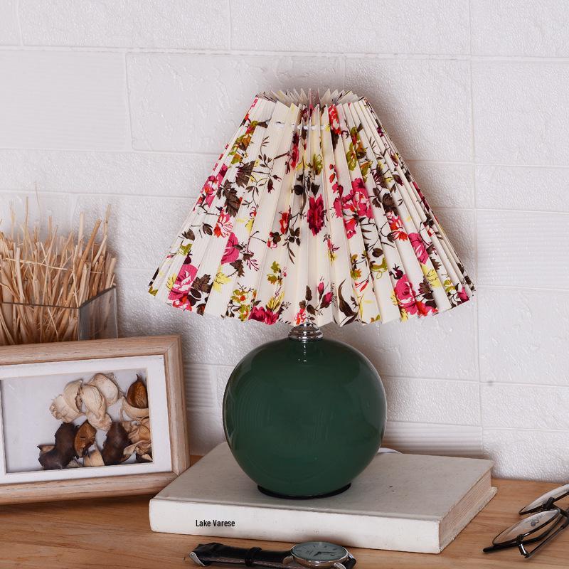 Retro Ceramic Pleated Table Lamp - Mid-Century Style for Bedroom or Wedding Decor