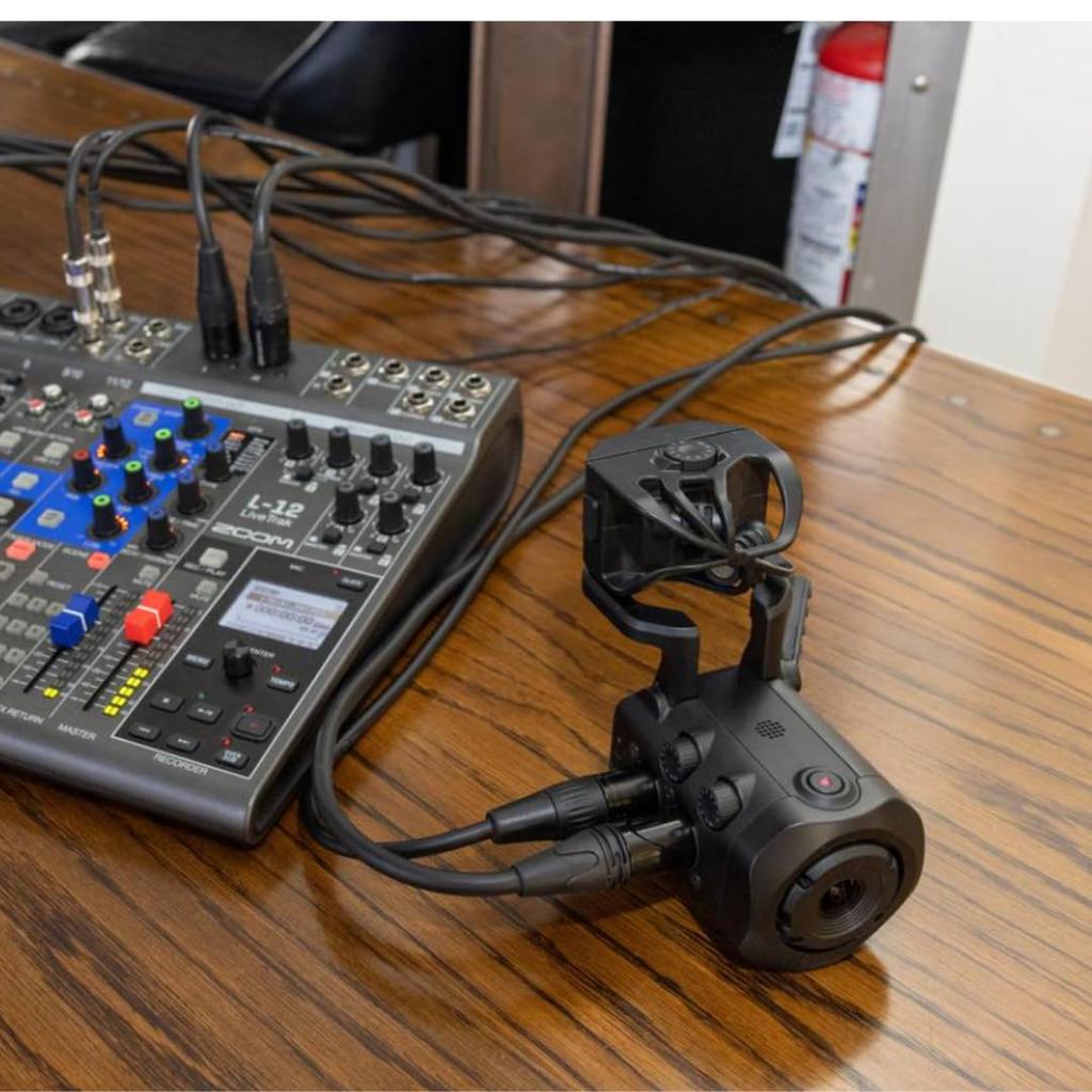 Zoom 4K Video Camera Recorder with 2 XLR Wide Ideal for Live Suitable for Q8n-4K Inputs, 150° Angle, Streaming/Vlogging/Music Production,