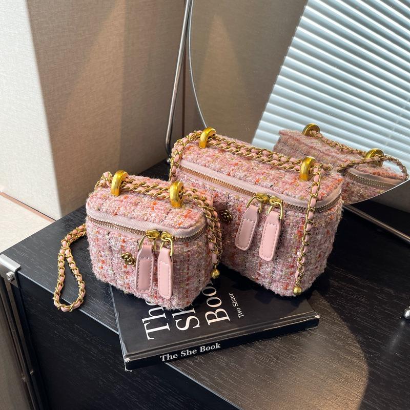 Woolen bag women's autumn and winter new fashion niche chain messenger bag high-end mini box bag