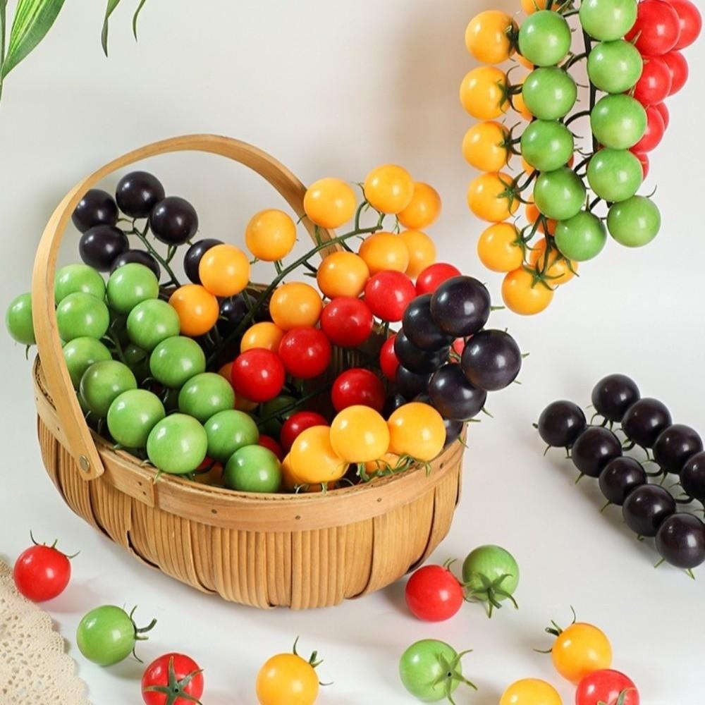 Lebensechte künstliche Tomatenkette Schaumstoff Fruchtrequisiten Restaurant-Auslage