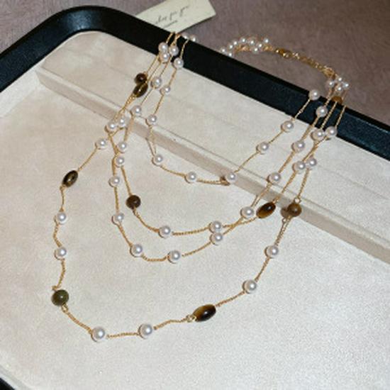 Exquisite Pearl Double-Layered Clavicle Necklace: French Elegance & Light Luxury Design