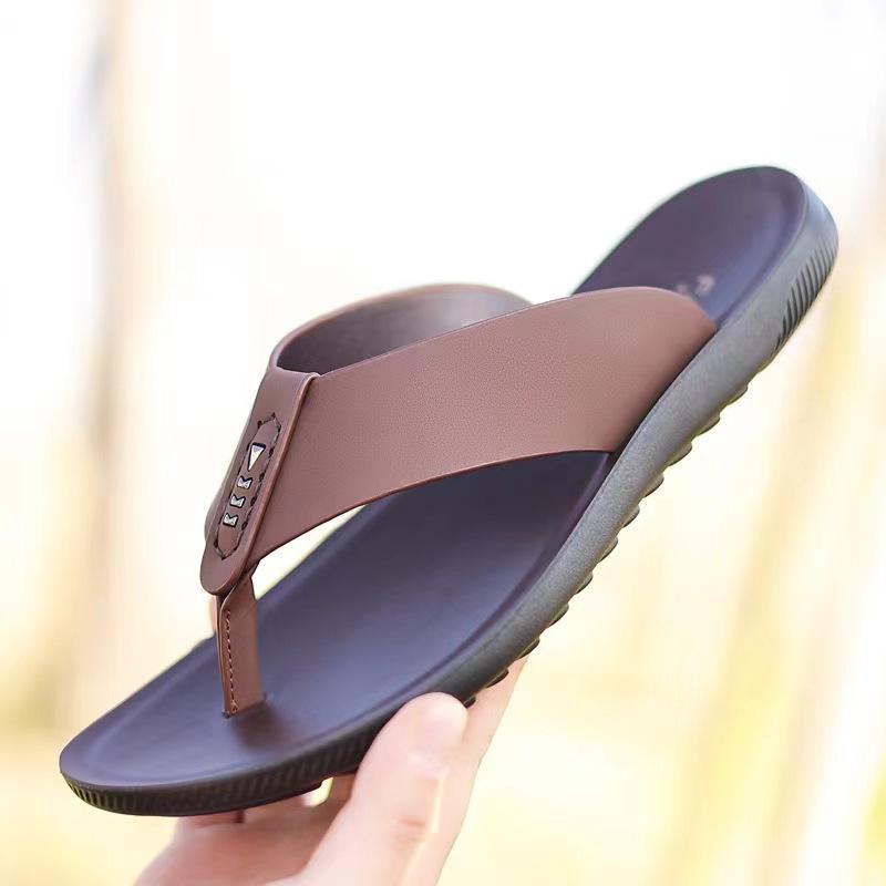 

Summer new shit-stepping flip-flops fashionable versatile foot clip non-slip casual beach shoes trendy outer slippers 44 коричневый