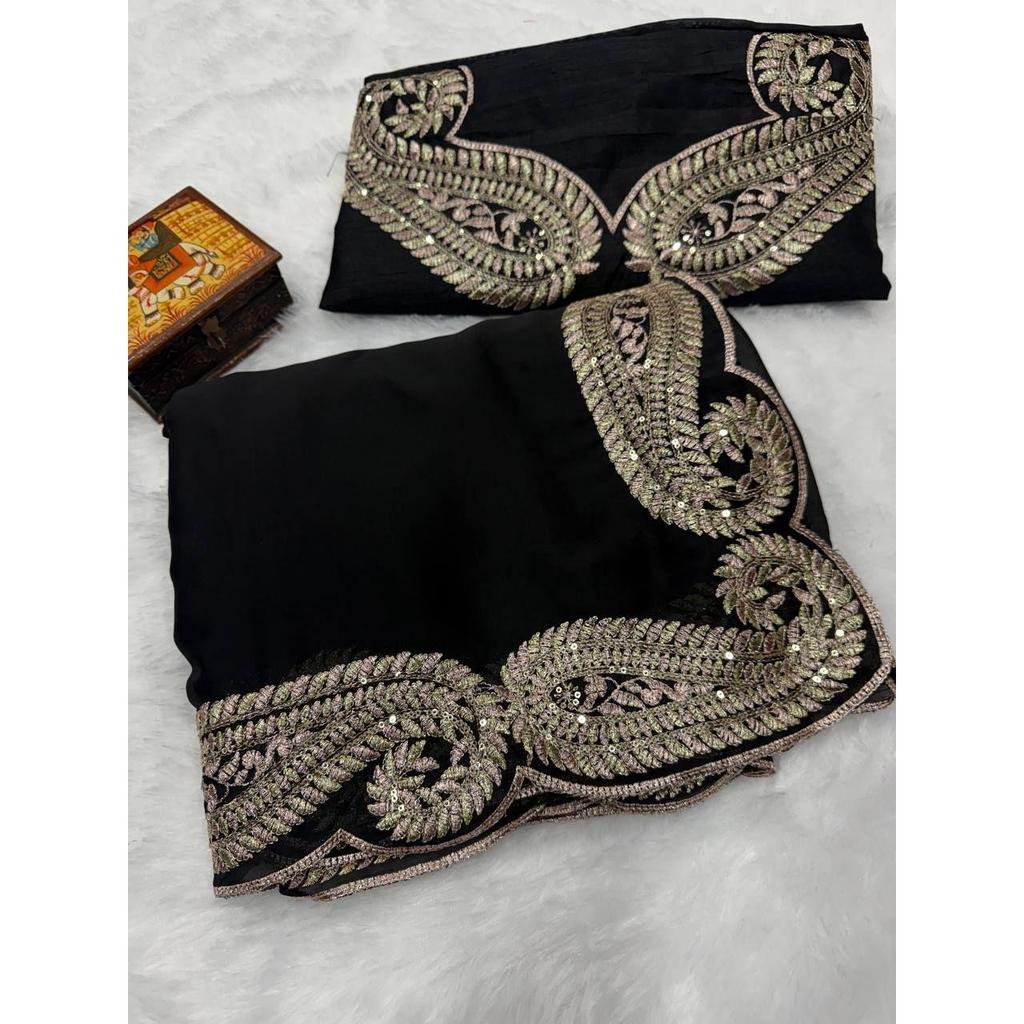 Hochwertiger Rangoli-Seidenstoff mit Zari-Faden am Pallu und 3-mm-Pailletten-Stickerei