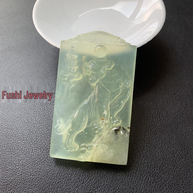 Xiuyu Green Ice Tiger Jade Pendant - Auspicious Climbing Design (Real Object Image 050909)