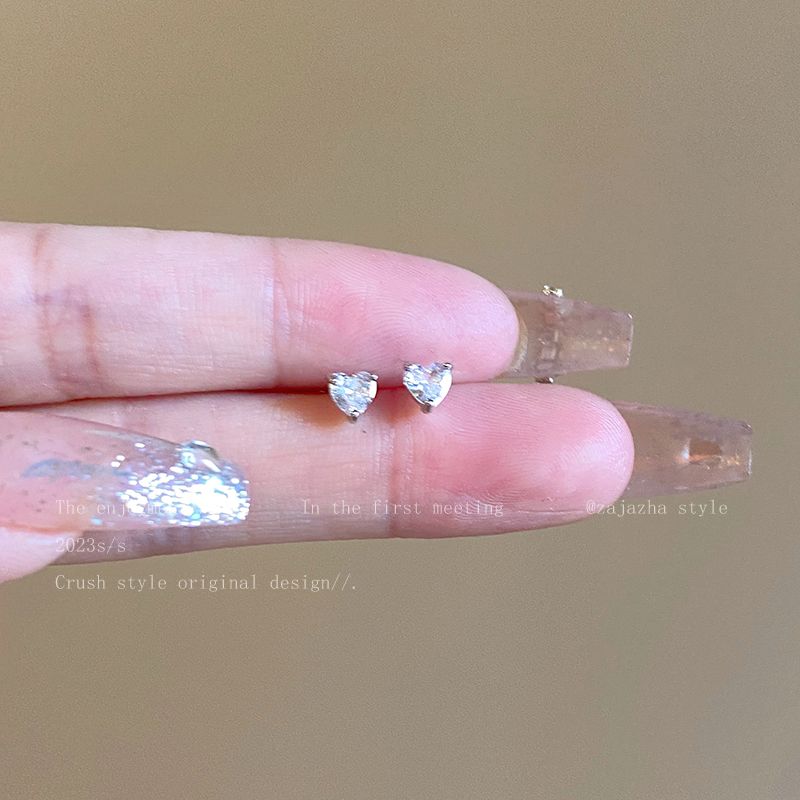 

Girls Small Sleep No Need to Take off Generous Earrings Zircon 4mm Heart pair