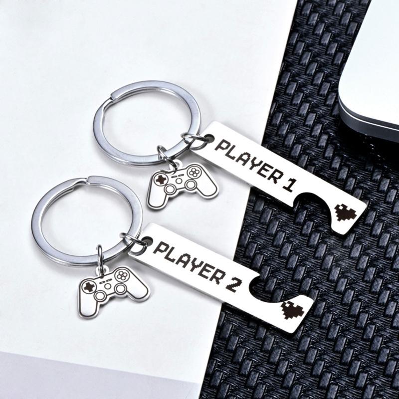 2 Pcs Funny Couple Gamers Keychain Player Matching Keychain for Her Him Girlfriend Boyfriend Valentine's Day Gaming Gift