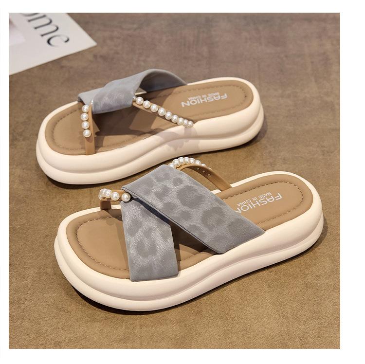 

2025 new beautiful skirt cool slippers women s summer wear black thick-soled women s slippers 40 светло-синий