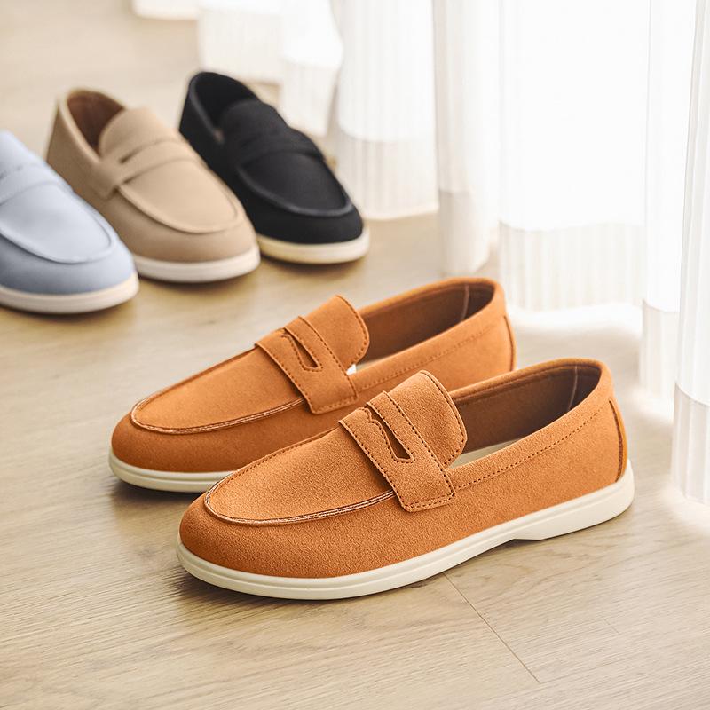 Men's Slip On Loafers Lightweight Breathable Comfort Walking Shoes Non Slip Soft Sole Casual Daily Wear 2025 New Hot Sale