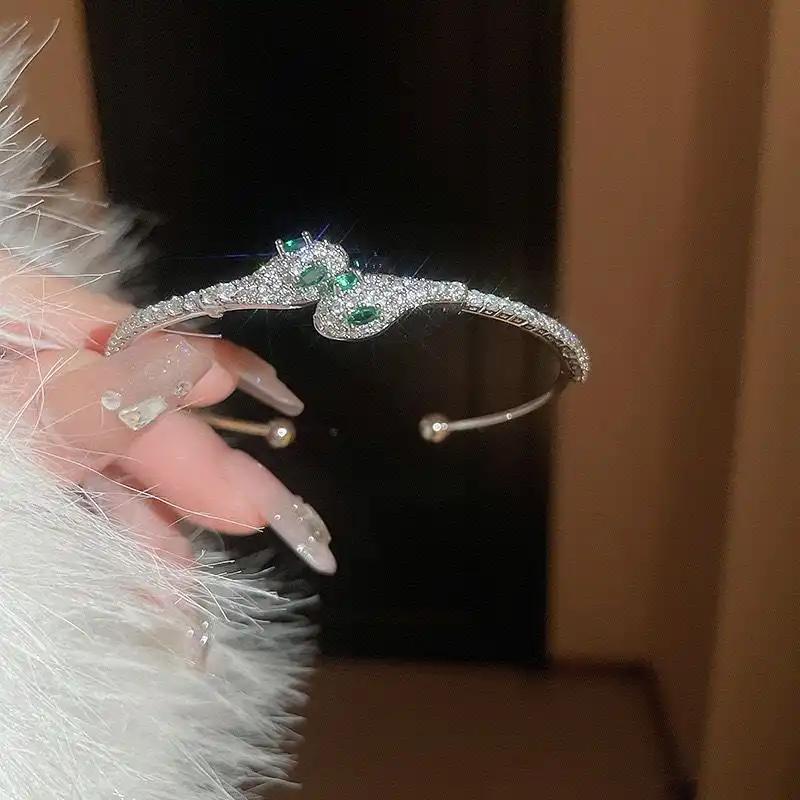 Цирконієвий браслет з кістки змії для жінок