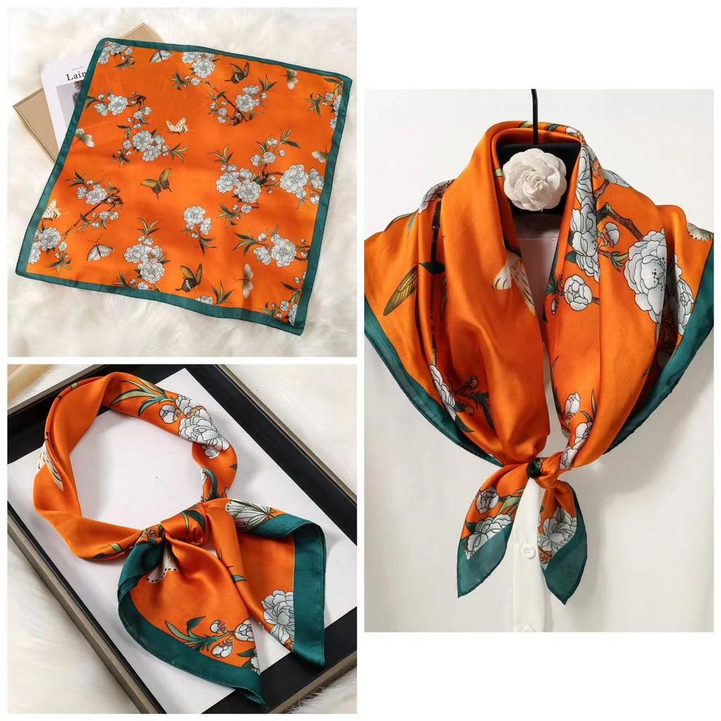 Eleganti Foulard di Seta da Donna Con Centinaia di Camicie, Assistenti di Volo, Decorazione Professionale, Protezione del Collo, Foulard, 70 Foulard Quadrati Piccoli.