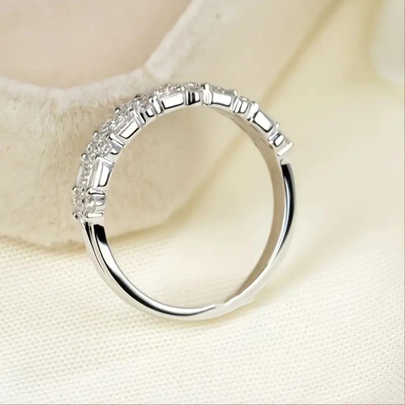 Ladies' Three Row Alternating Ring, Embellished with Synthetic Zircon, Elegant and Eye-catching Jewelry, Daily Wear, Anniversary Gift