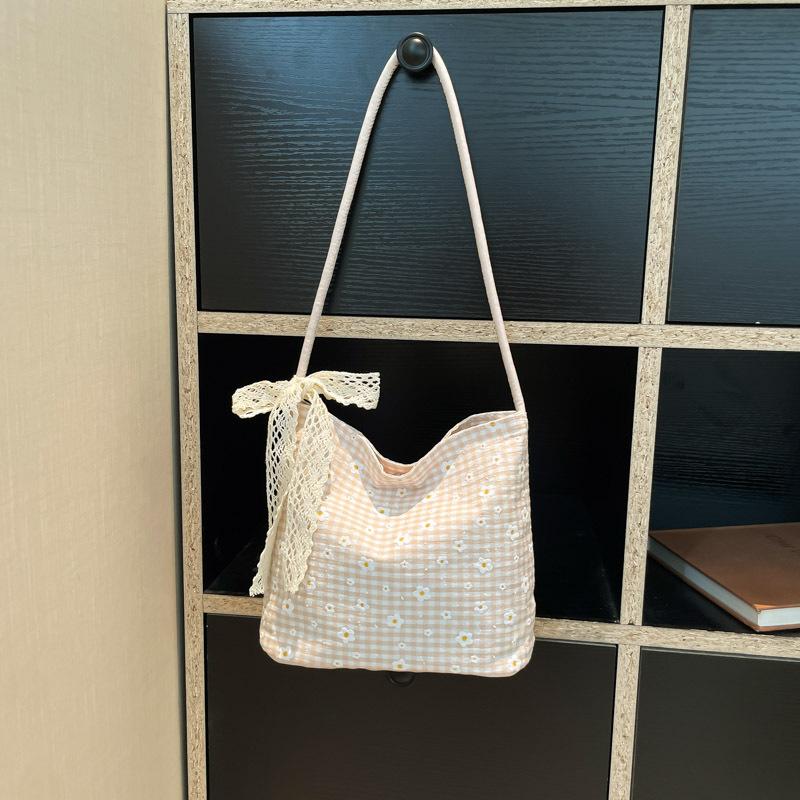 

Small fresh floral bow canvas bag, student large-capacity class bag, casual shoulder armpit bag. хакі