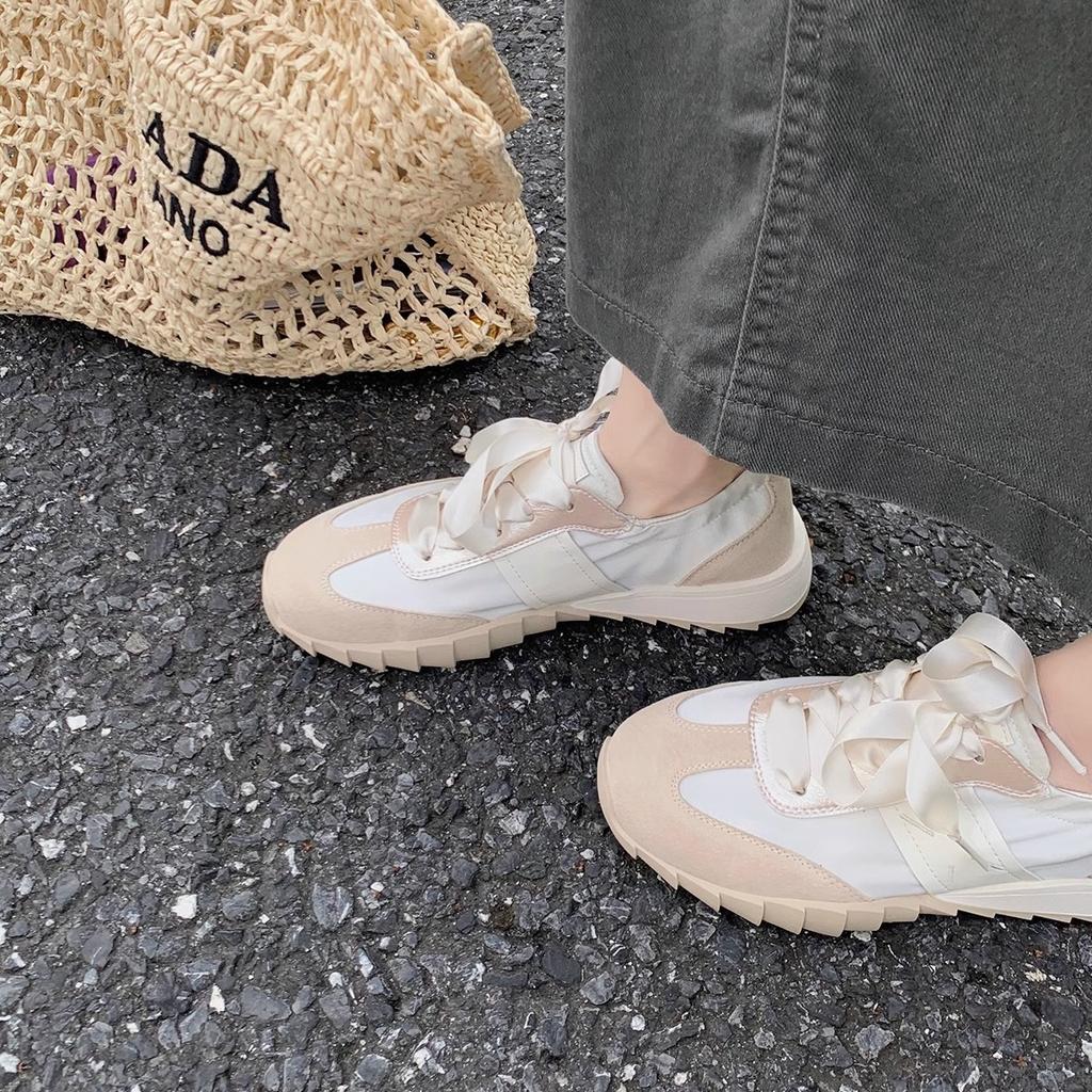 Grape mother sneakers summer women's light and breathable platform casual training shoes front lace-up dad shoes women 2025