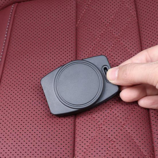 2Pcs Universal Car Seat Belt Clips Comfortable Shoulder Strap Adjuster Positioner Ergonomic Neck Relief Clip for Cars Trucks